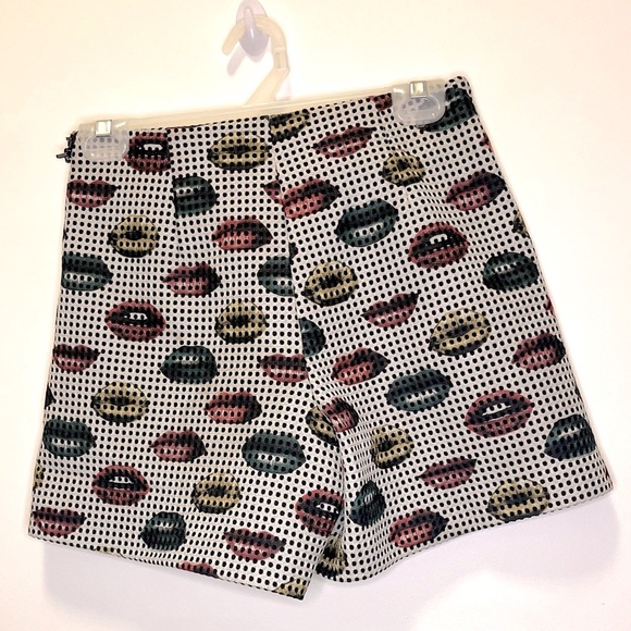 Pop Art Skort | Pink Tartan - Picture 3 of 5